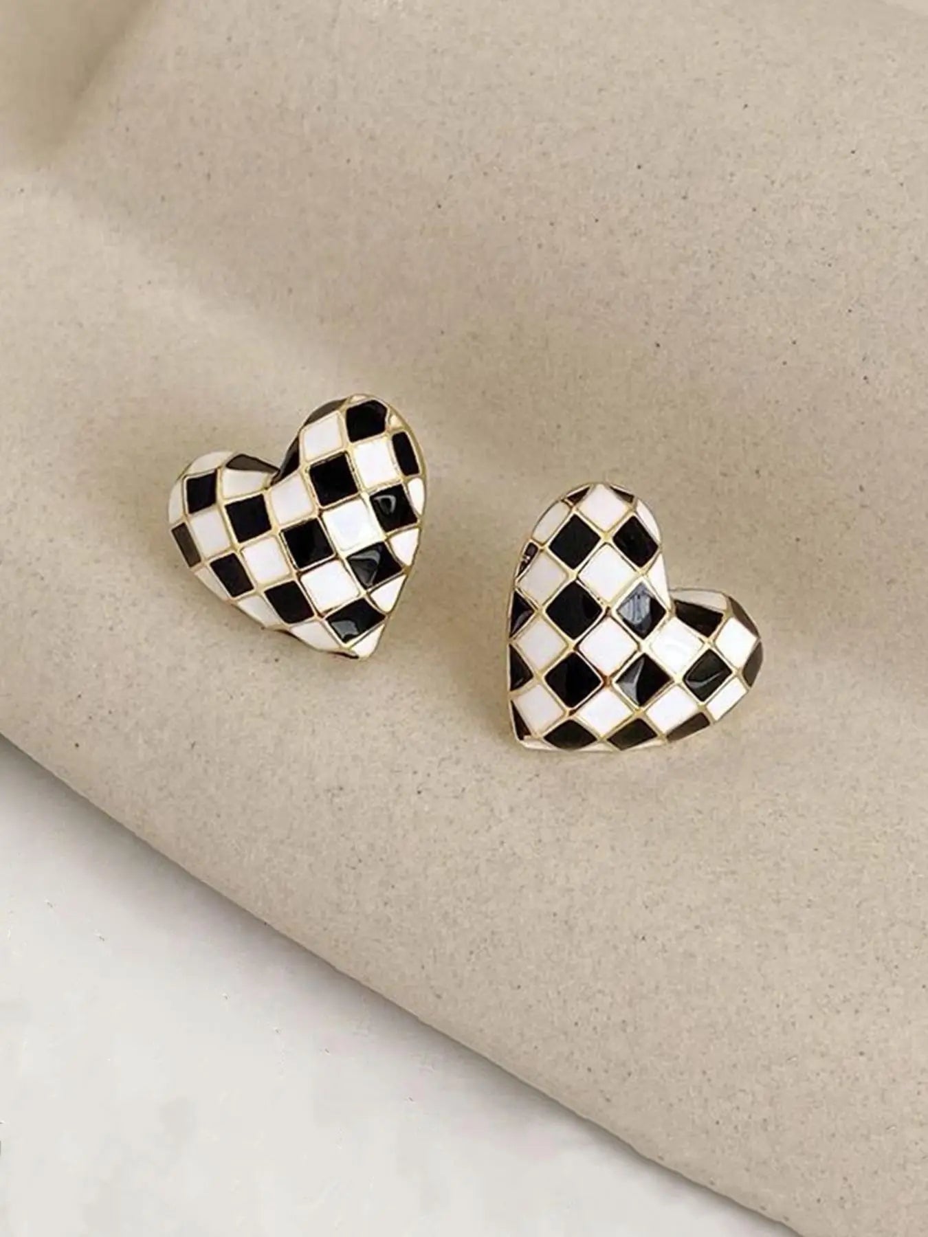 Checkerboard Heart-Shaped Enamel Stud Earrings