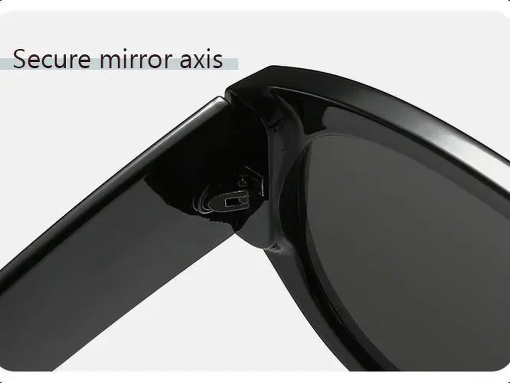 Retro-Inspired Oversized Sunglasses