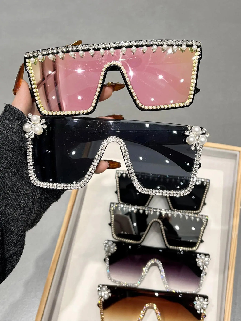 Unisex Fashionable Flat Top Sunglasses