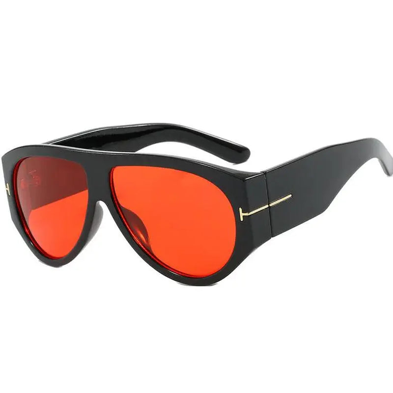 Retro-Inspired Oversized Sunglasses