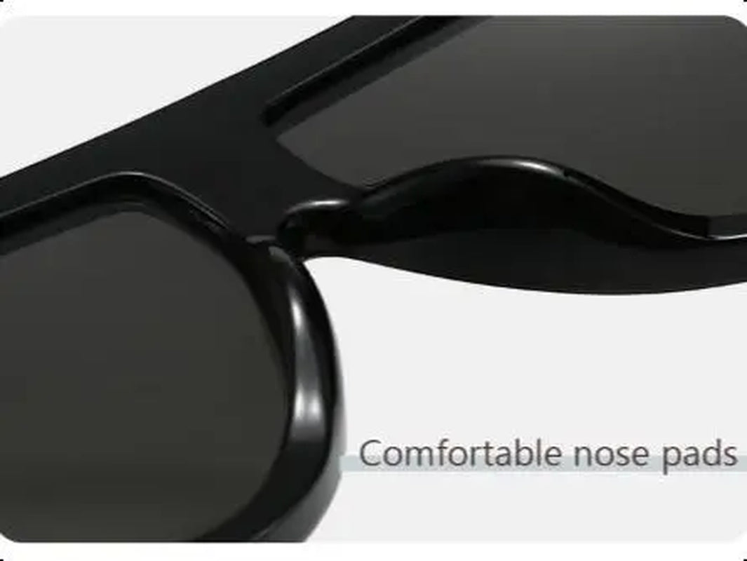 Retro-Inspired Oversized Sunglasses