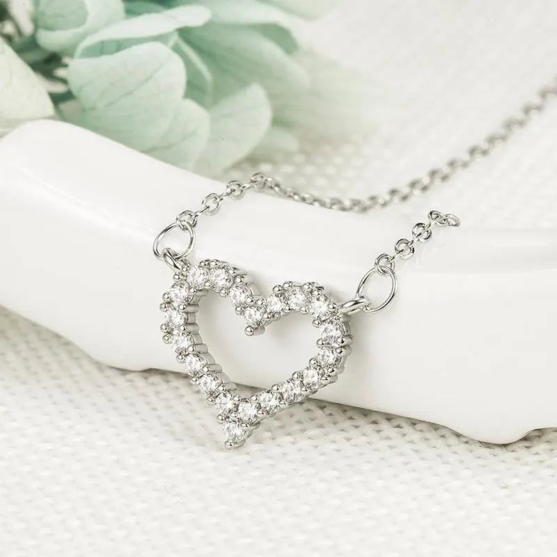 925 Sterling Silver Heart-Shaped Cubic Zirconia Pendant Necklace