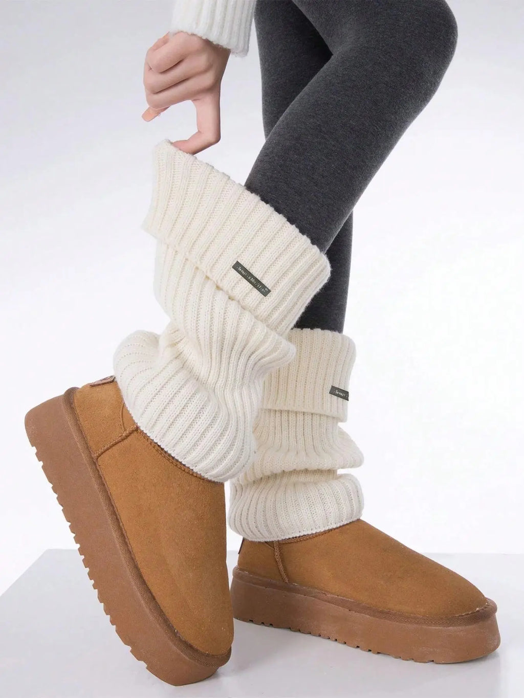 Women's Minimalist Solid Color Leg Warmers with Metal Label Detail